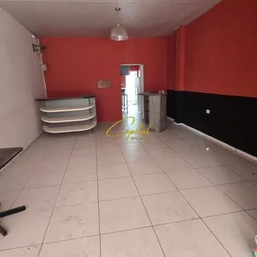Foto di commercial in affitto Rruga e Barrikadave, Tiranë