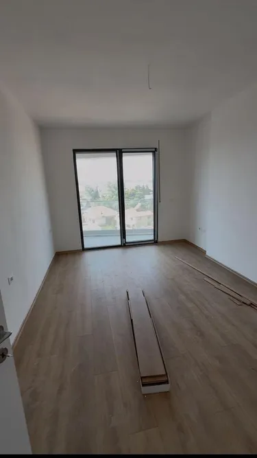 Zdjęcie commercial do wynajęcia Don Bosko, Tiranë