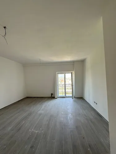 Фото studio на продажу Sauk, Tiranë