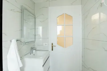 Foto av studio till uthyrning Blloku, Rruga Njazi Demi, Tirane