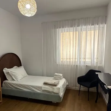 Fotografie Byt k pronájmu Liqeni i Thatë, Tiranë