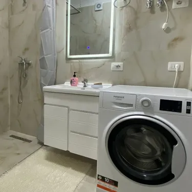 Zdjęcie Mieszkanie do wynajęcia Rruga 5 Maji, Tiranë