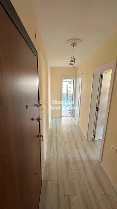 Фото Квартира в аренду Xhamllik, Rruga Kujtim Laro, Tirane