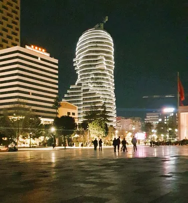 Foto von Wohnung zum verkauf Sheshi Skënderbej, Rruga Urani Pano, Tiranë