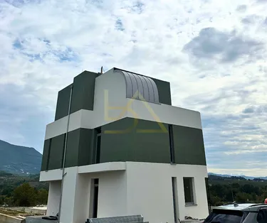 Zdjęcie vila na sprzedaż Farkë, Tiranë