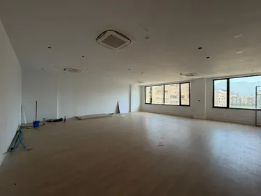 Foto av office till uthyrning Rruga e Kavajës, Tiranë