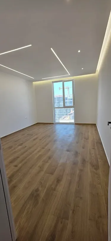 Zdjęcie Mieszkanie na sprzedaż Paskuqan, Tiranë
