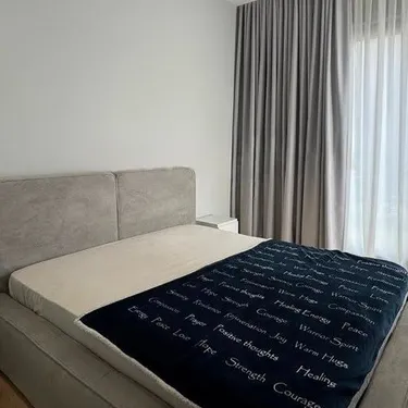 Foto av Lägenhet till uthyrning Liqeni Artificial, Tiranë