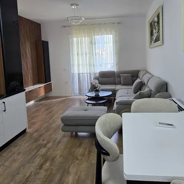 Foto di Appartamento in affitto Zoja e Këshillit të Mirë, Tiranë