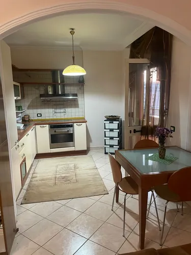 Foto von Wohnung zur miete Stacioni i Trenit, Tiranë