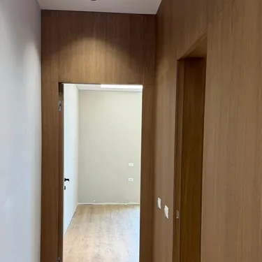 Zdjęcie Mieszkanie na sprzedaż Rruga Komuna e Parisit, Tiranë