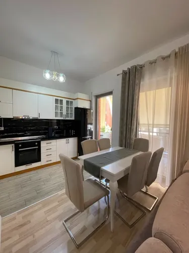 Foto von Wohnung zur miete Rruga e Kavajës, Tiranë