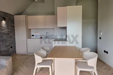 Foto von Wohnung zur miete Myslym Shyri, Rruga Him Kolli, Tiranë