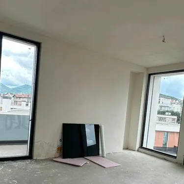 Фото Квартира на продажу Komuna e Parisit, Tiranë