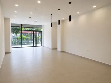 Photo of store for sale Rruga e Kavajës, Tiranë