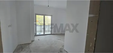 Фото Квартира на продажу Rruga Ali Demi, Tiranë