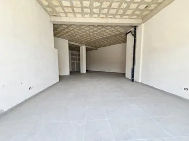 Foto von commercial zur miete Liqeni i Thatë, Tiranë