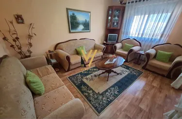 Foto av Lägenhet till salu Oxhaku, Tiranë