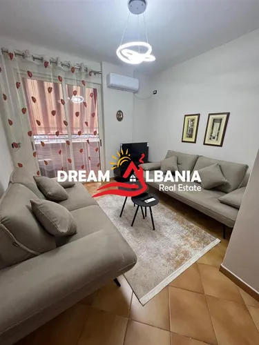 Fotografie Byt k pronájmu Bllok, Tiranë