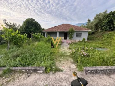 Фото house на продажу Farke e Vogel, Tiranë