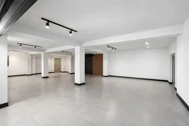 Foto di Appartamento in affitto Sauk Qendra Teg, Sauk, Tirane