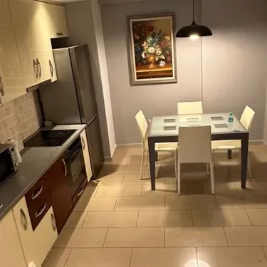 Фото Квартира в аренду Komuna e Parisit, Rruga Komuna e Parisit, Tiranë