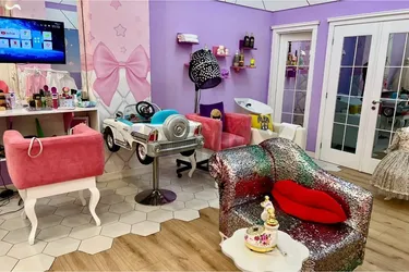 Foto av commercial till salu Bulevardi Gjergj Fishta, Tiranë