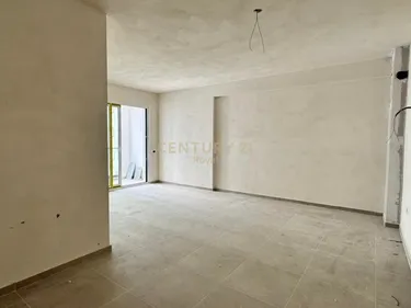 Foto av Lägenhet till salu Golem, Kompleksi Liburna, Durrës