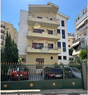 Foto av vila till salu Selitë, Rruga Irfan Tomini, Tiranë