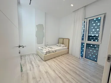 Fotografie Byt k pronájmu Kompleksi Emerald, Rruga 5 Maji, Tiranë