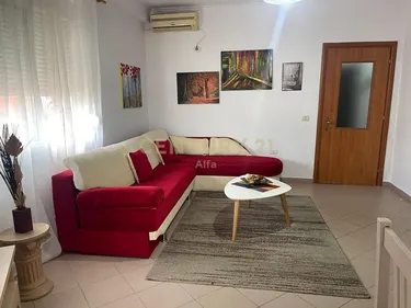 Zdjęcie Mieszkanie do wynajęcia Rruga e Bogdaneve, Tiranë
