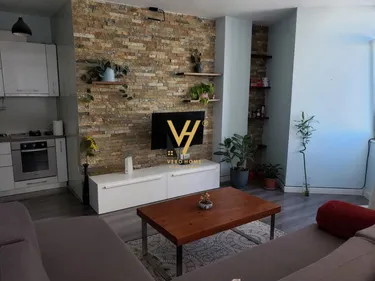Foto di Appartamento in affitto Komuna e Parisit, Tiranë