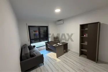 Foto von Wohnung zur miete Kompleksi Ndregjoni, Rruga Filip Jano, Tiranë