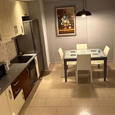 Foto von Wohnung zur miete Komuna e Parisit, Tiranë