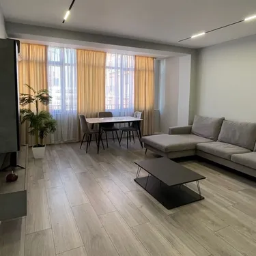 Foto di Appartamento in affitto 21 Dhjetori, Tiranë