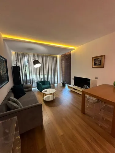 Fotografie Byt k pronájmu Liqeni i Thatë, Rruga Liqeni i Thatë, Tiranë