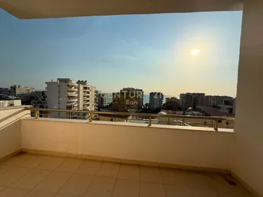 Фото Квартира на продажу Shkëmbi i Kavajës, Durrës