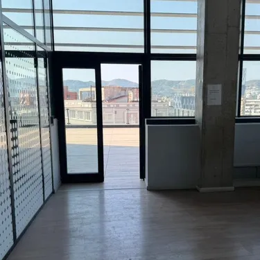 Foto av office till uthyrning Rruga Sheshi Skënderbej, Tiranë