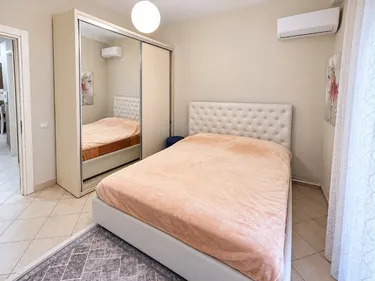 Foto von Wohnung zur miete Komuna e Parisit, Tirane
