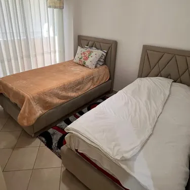 Foto av Lägenhet till uthyrning Rruga Komuna e Parisit, Tiranë