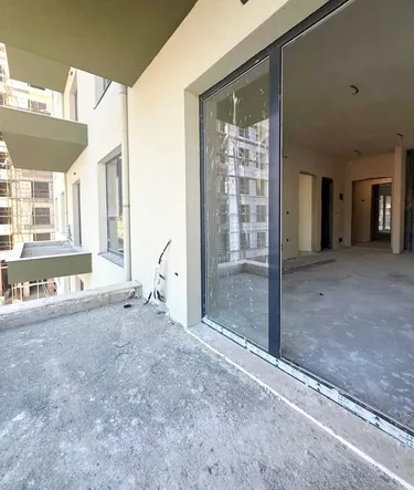 Фото Квартира на продажу Rruga Kavajes, Rruga Javer Malo, Tiranë