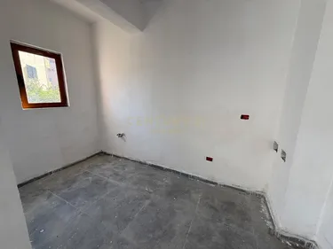 Foto av Lägenhet till salu Stadiumi, Durrës