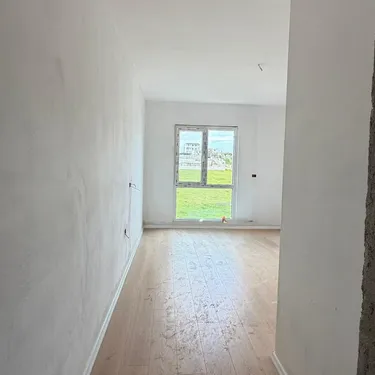 Zdjęcie Mieszkanie na sprzedaż Paskuqan, Tiranë