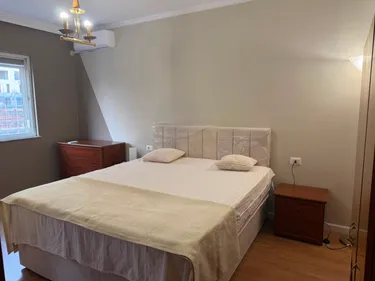 Foto av Lägenhet till uthyrning Komuna e Parisit, Kika 1, Tiranë