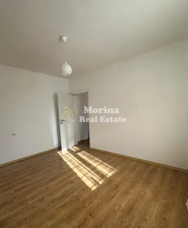 Zdjęcie Mieszkanie do wynajęcia Stacioni Trenit Rruga e Dibres 5 Maji Medreseja, Bulevardi Zogu i Parë, Rruga Maliq Muco, Tirane