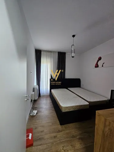 Zdjęcie Mieszkanie na sprzedaż Teg, Tiranë