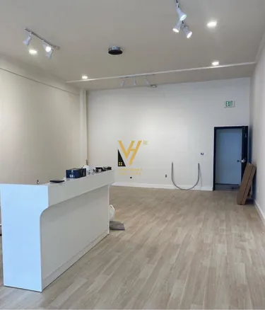 Foto von commercial zur miete Ish Ekspozita, Tiranë