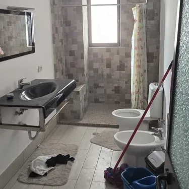 Foto von office zum verkauf Rruga Sheshi Skënderbej, Tiranë