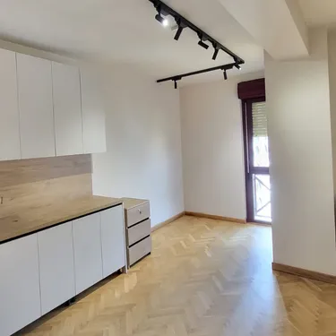 Фото office в аренду Rruga Sheshi Skënderbej, Tiranë