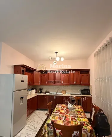 Foto av vila till uthyrning Kamez Paskuqan Babrru, Casa Italia, Tirane